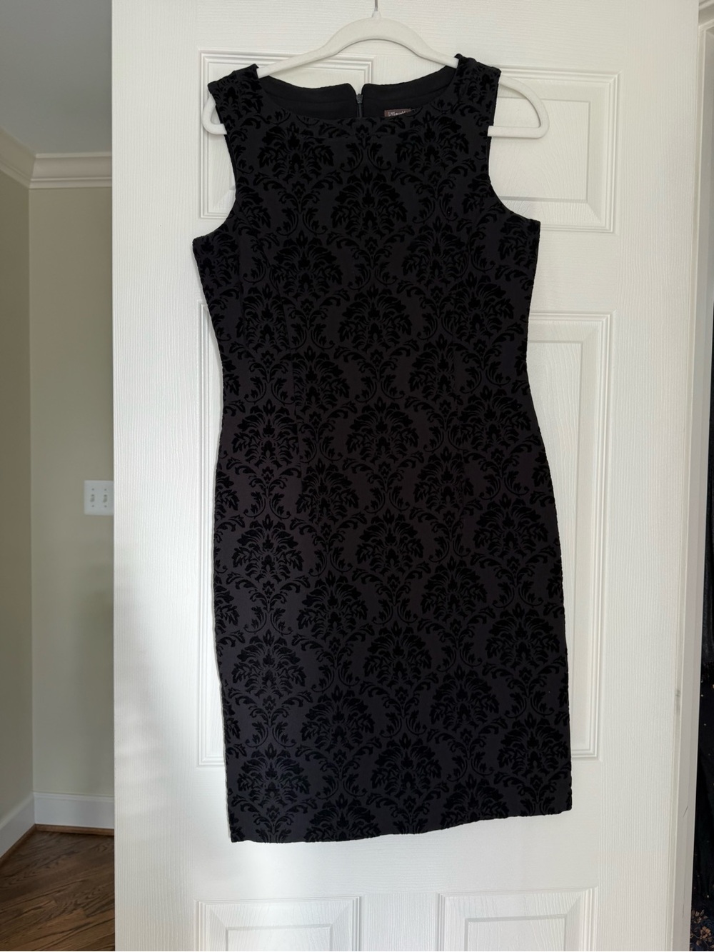 Sleeveless Black Damask Sheath Dress